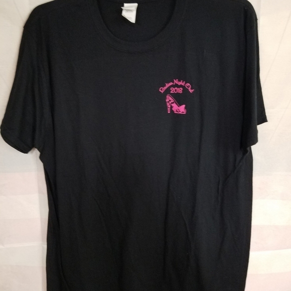 Gildan Tops - LNO Ladies Night Out XL Black & Pink Short Sleeve